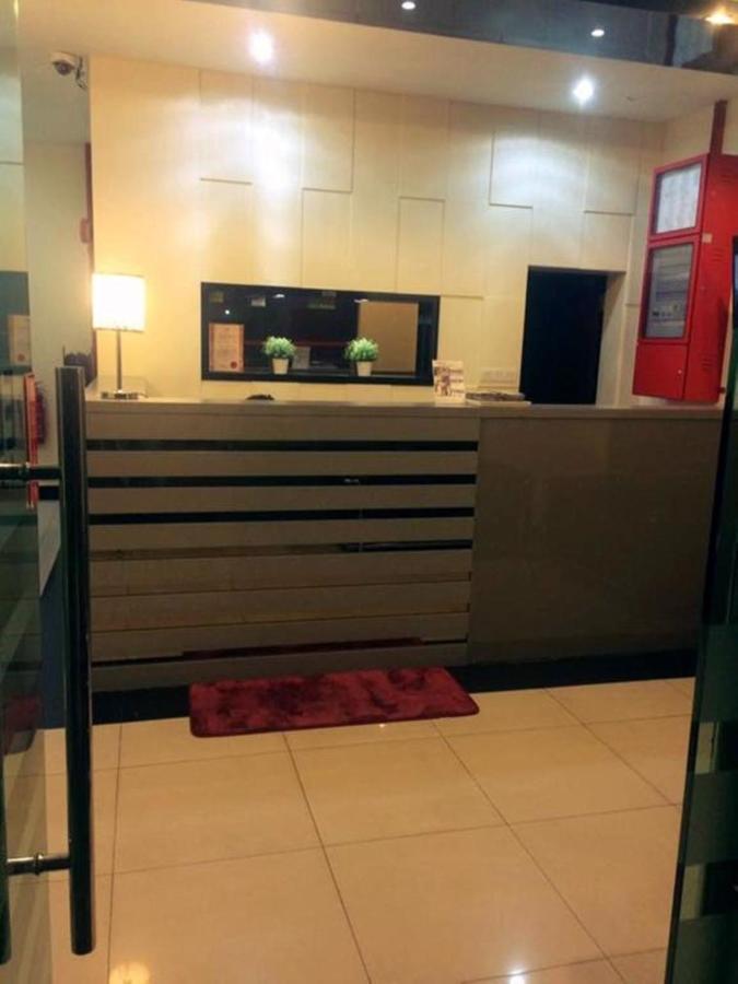 Hotel Sara'S Inn, شاه علام المظهر الخارجي الصورة